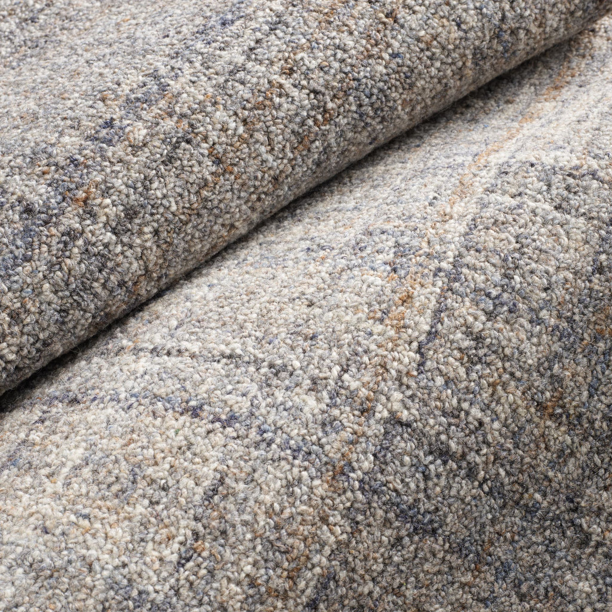 Harris Hand Micro Hooked Wool Rug