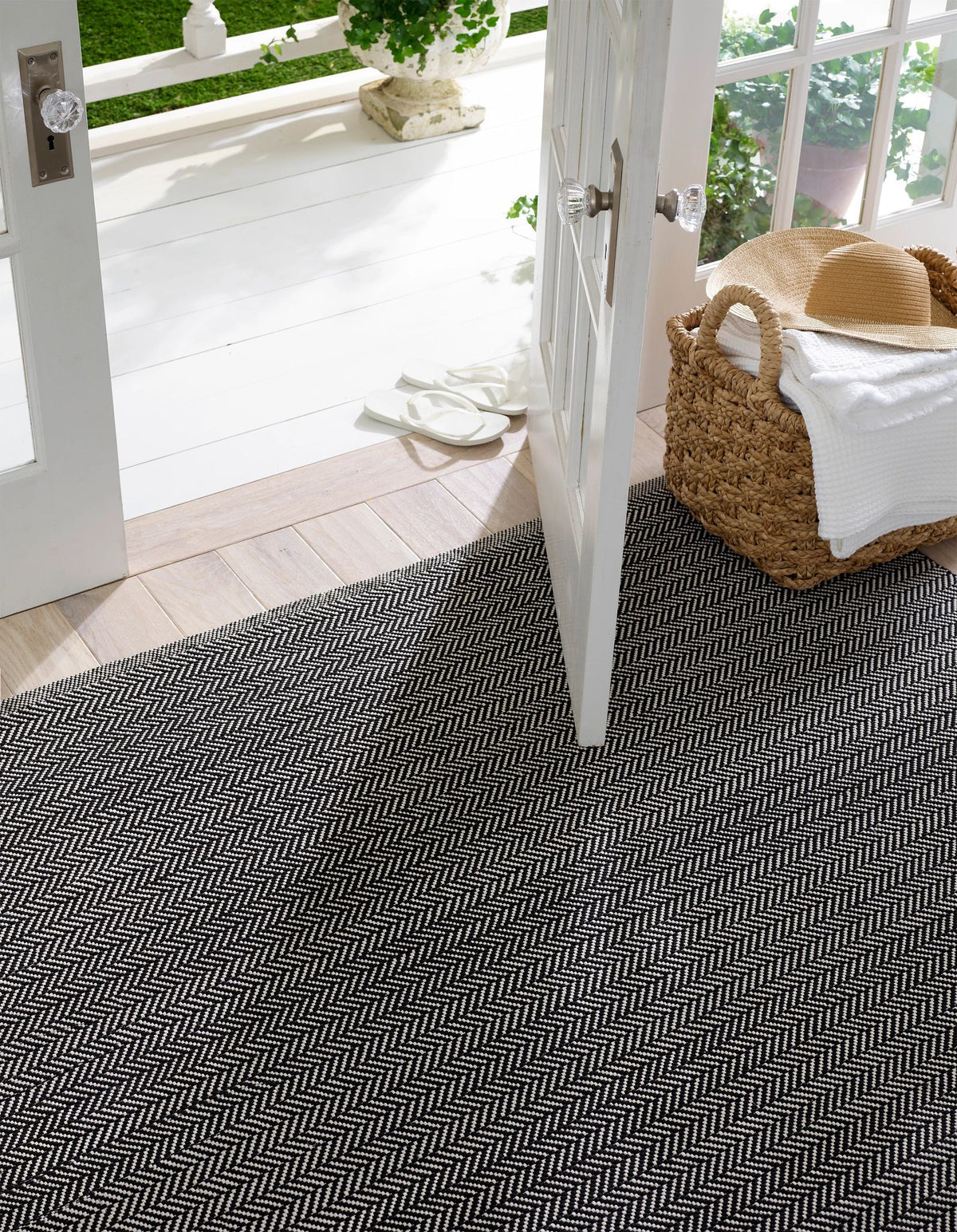 Herringbone Handwoven Indoor/Outdoor Rug