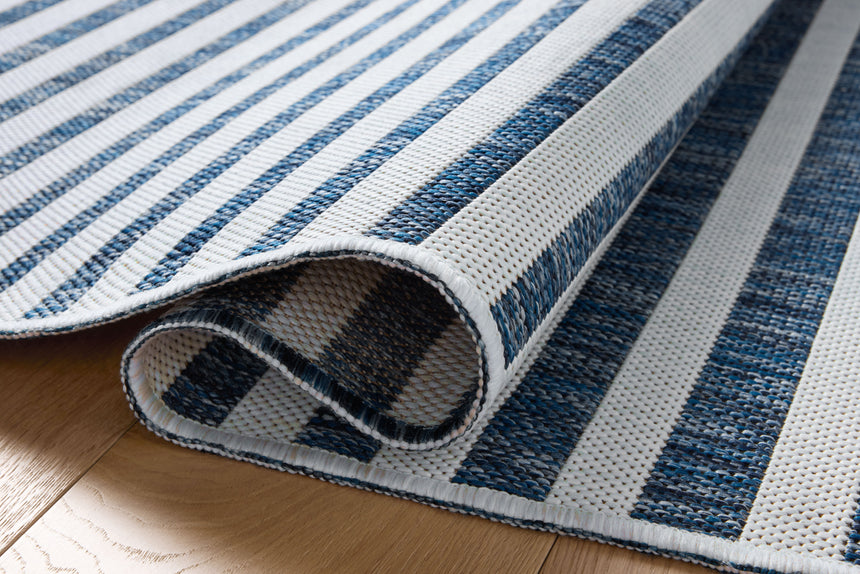 Easton Rug 03 | Denim / Ivory