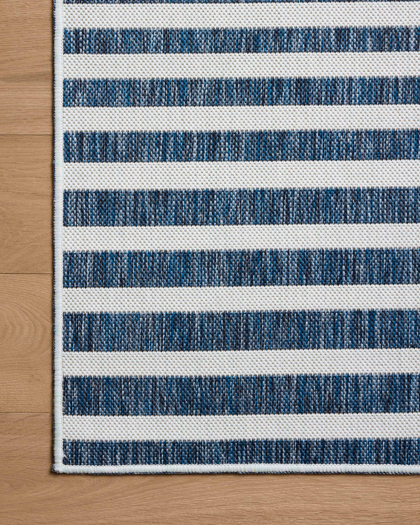 Easton Rug 03 | Denim / Ivory