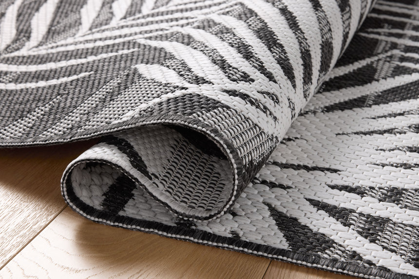 Easton Rug 09 | Ivory / Onyx