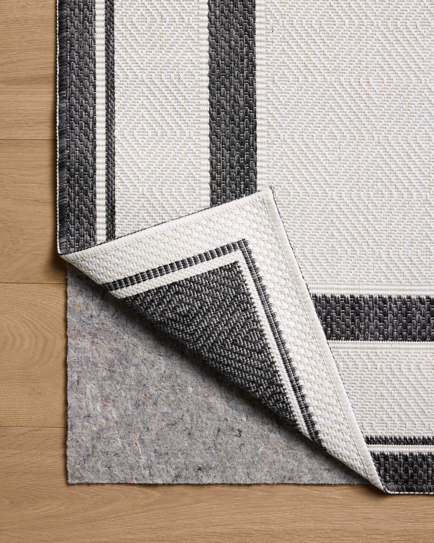 Easton Rug 11 | Onyx / Ivory