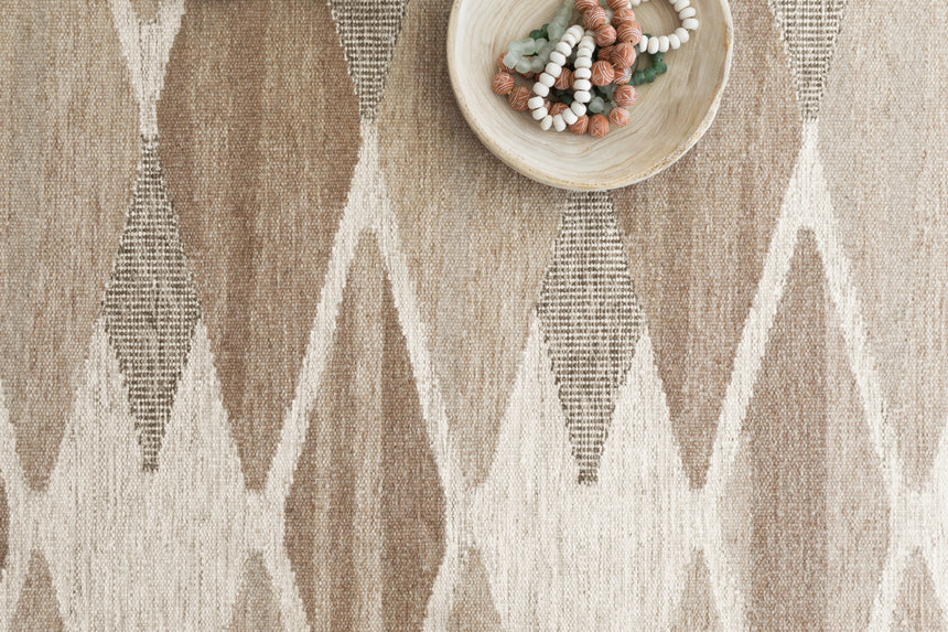 Evelina Rug 04 | Taupe / Bark