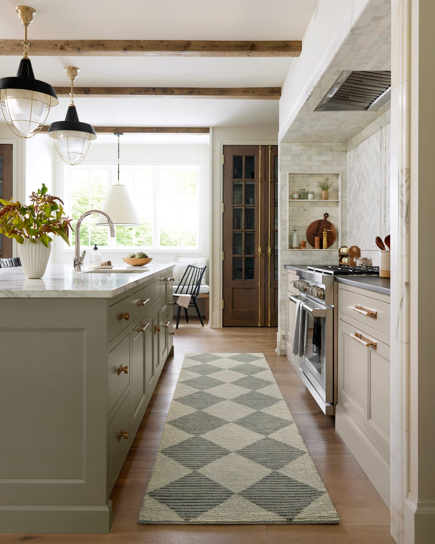 Francis Rug 01 | Spa / Granite