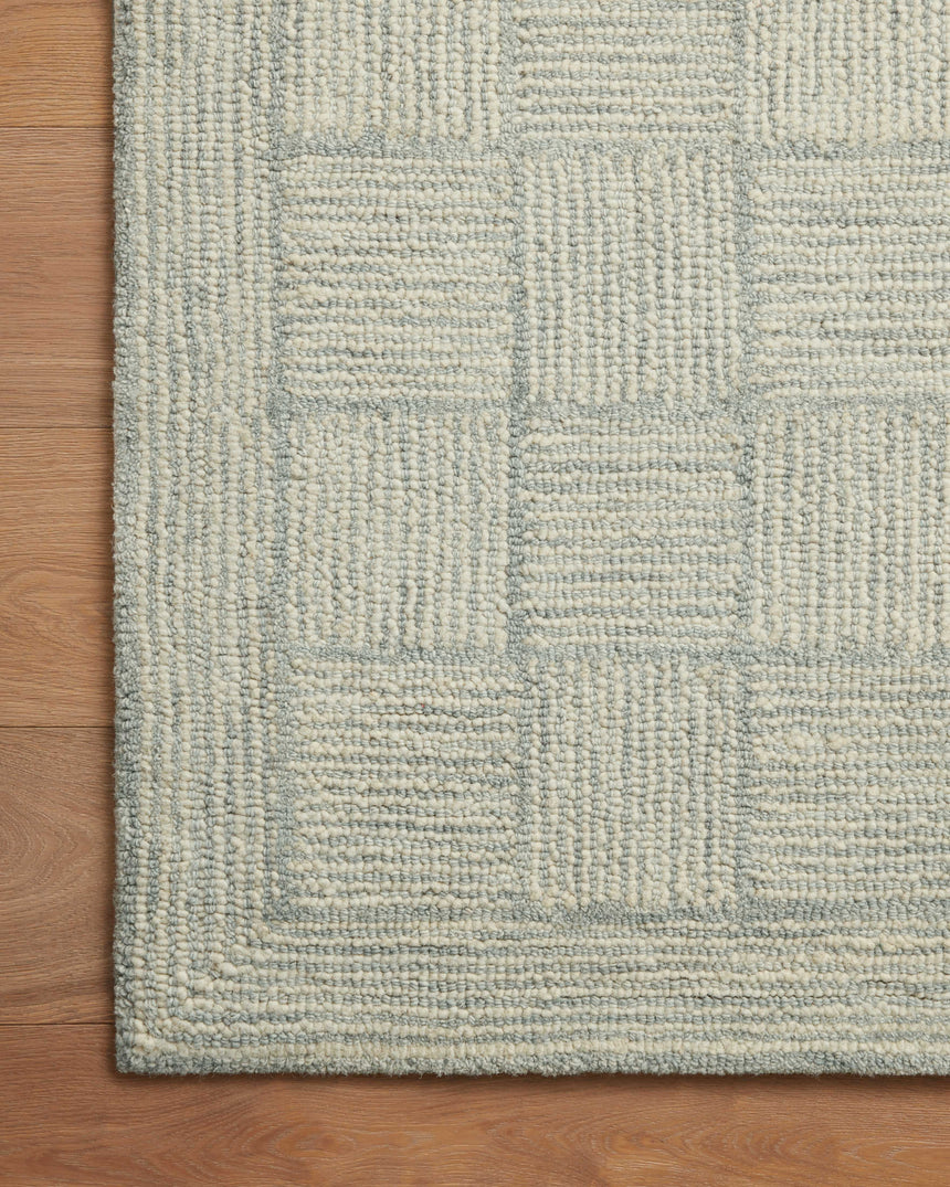 Francis Rug 03 | Silver / Sky