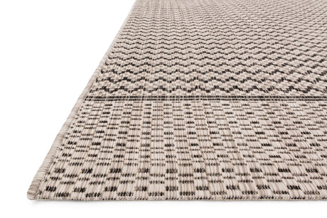 Isle Rug 03 | Grey / Black