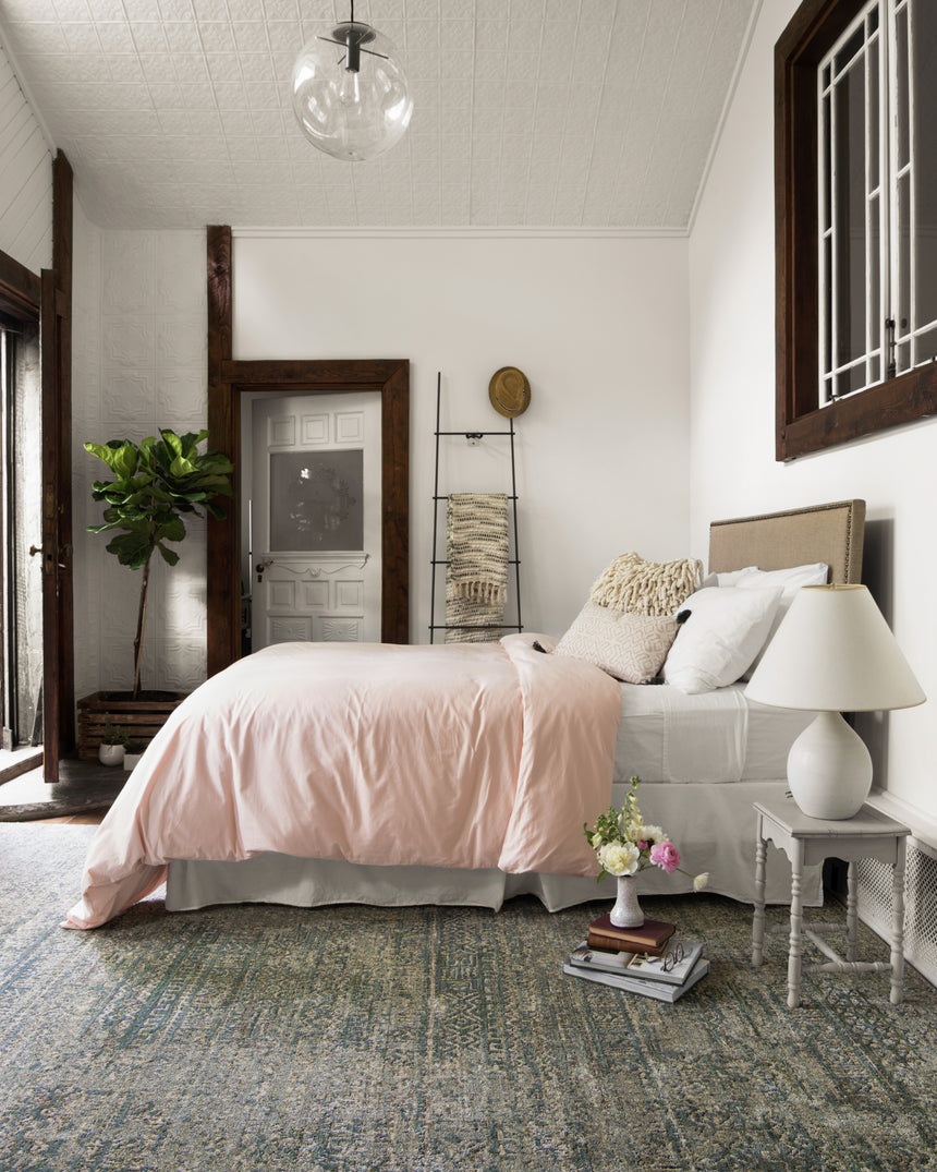 Javari Rug 05 | Ivory / Sea