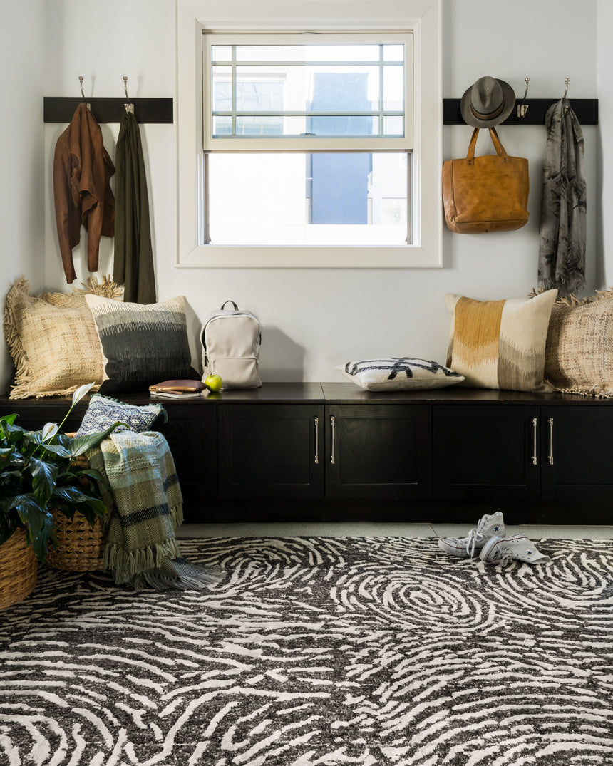 Juneau Rug 04 | Charcoal / Silver