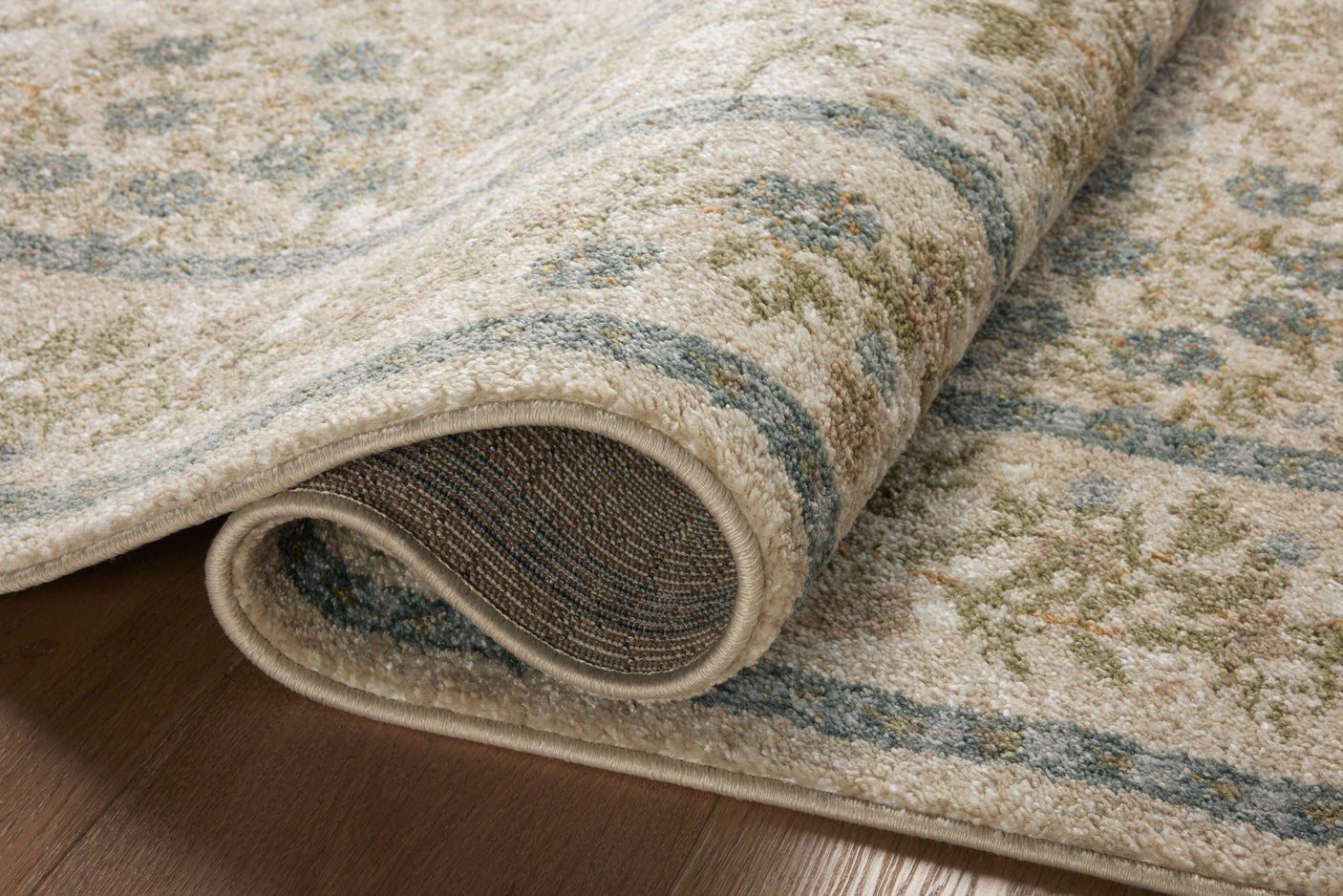 Laurel Rug 03
