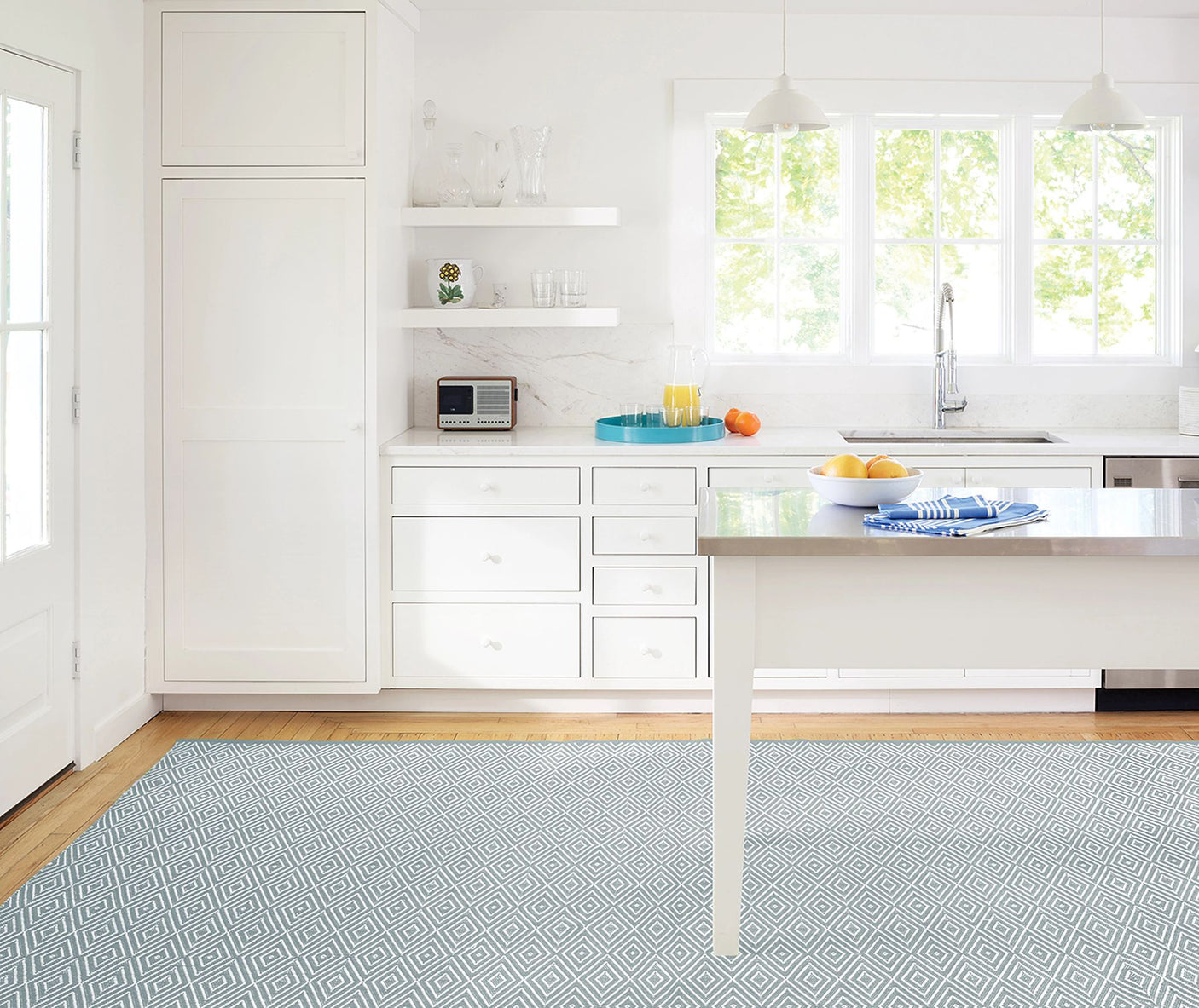 Diamond Handwoven Indoor/Outdoor Rug