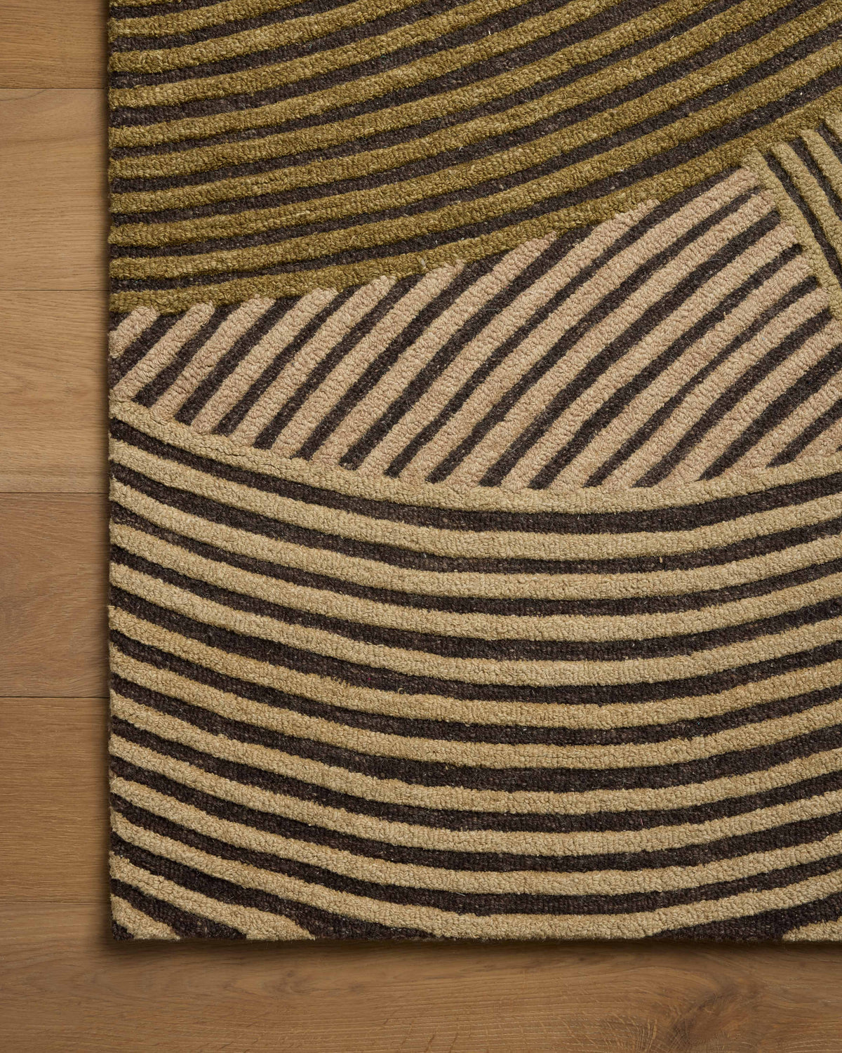 Madi Rug 05