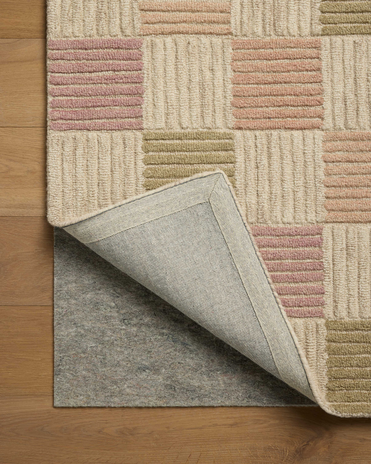 Madi Rug 06