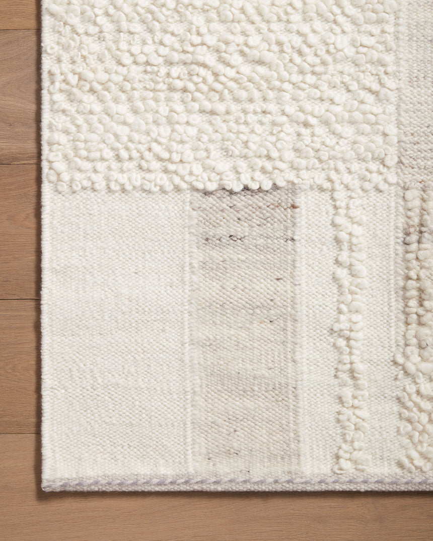 Manfred Rug 01 | Ivory / Pebble