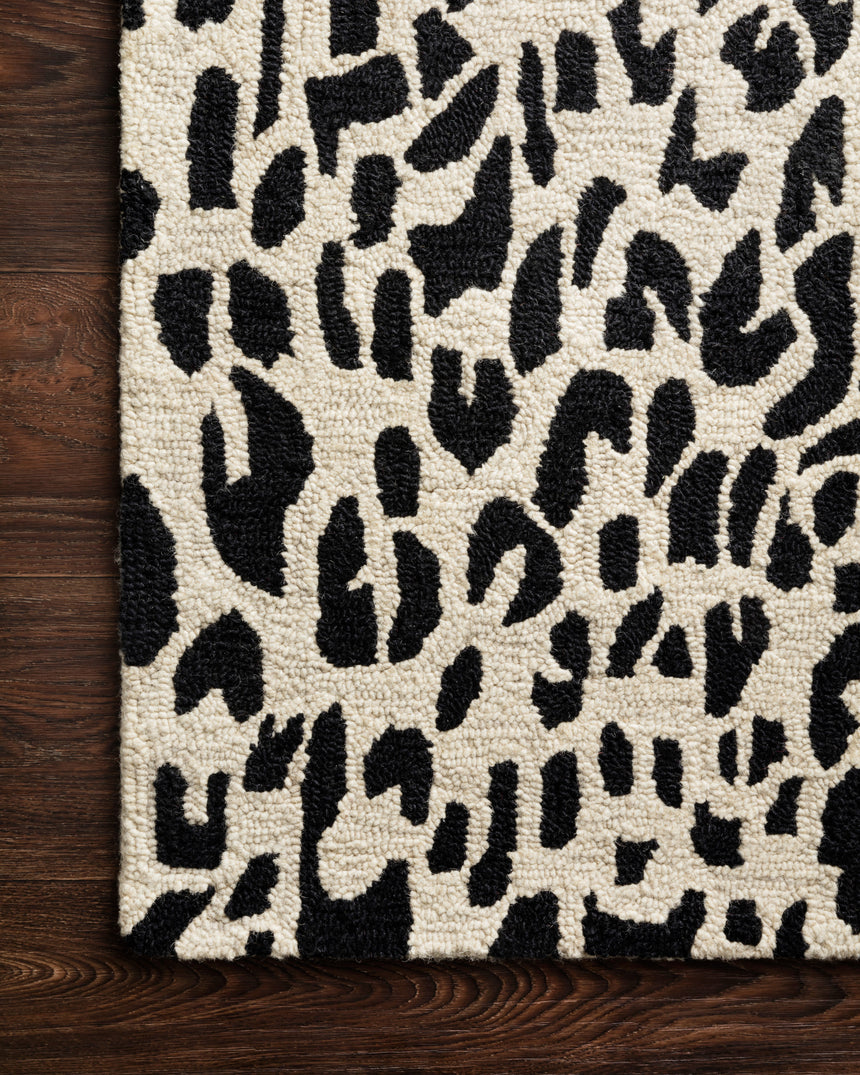Masai Rug 02 | Black / Ivory