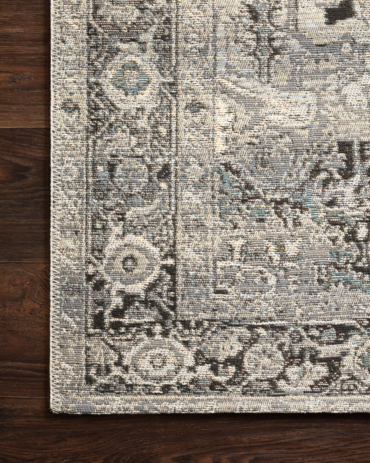Mika Rug 01