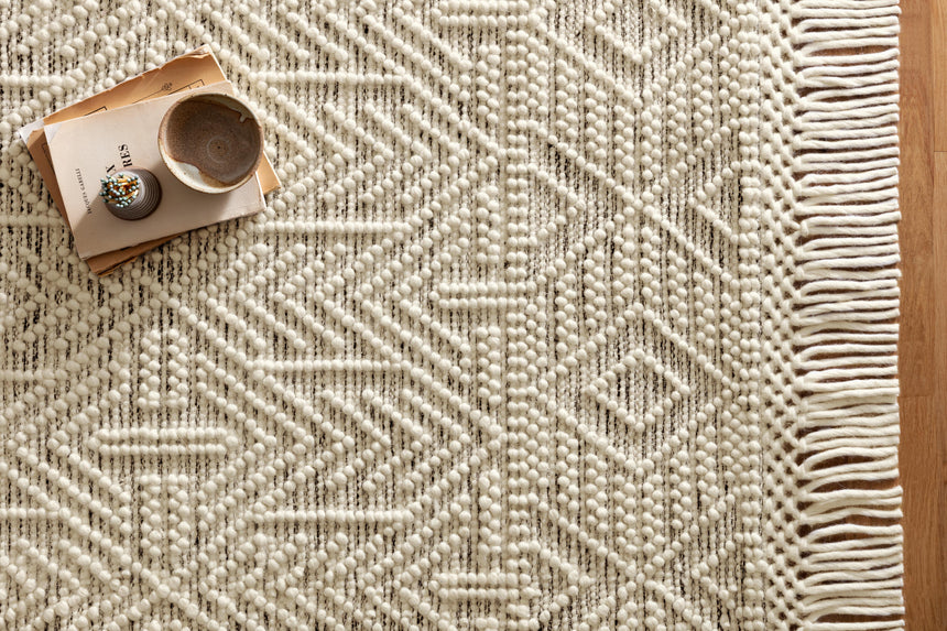 Noelle Rug 01 | Ivory / Black