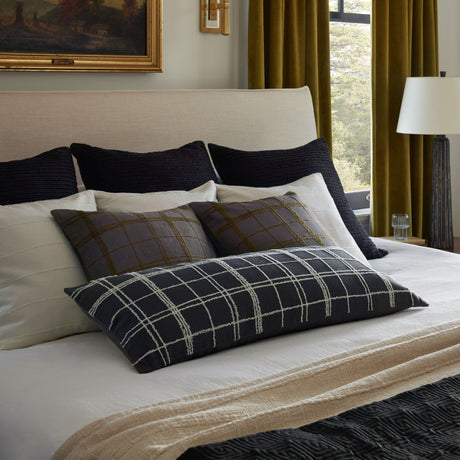 Julia Ivory Pillow | PJS0013