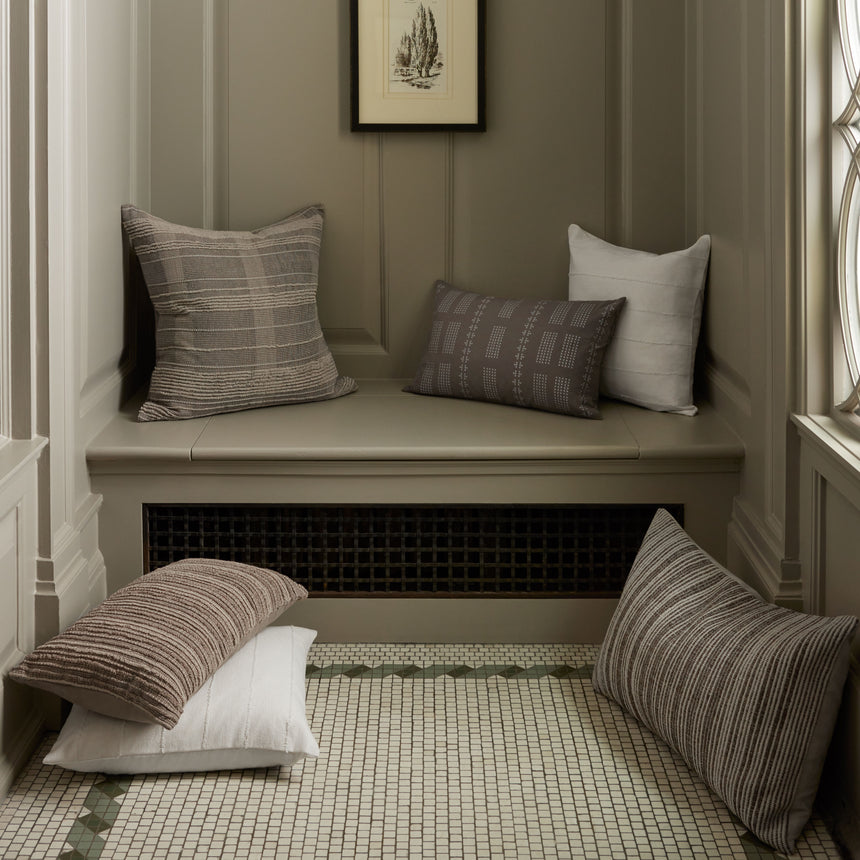 Julia Ivory Pillow | PJS0013