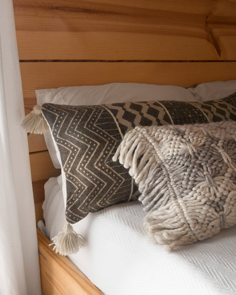 Grey / Multi Pillow | P0607