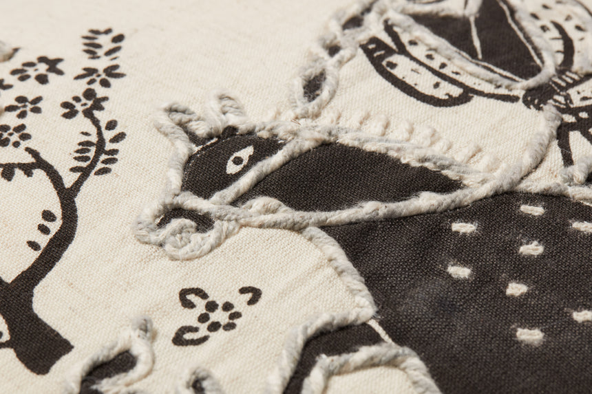 Ivory / Black Pillow | PLL0025