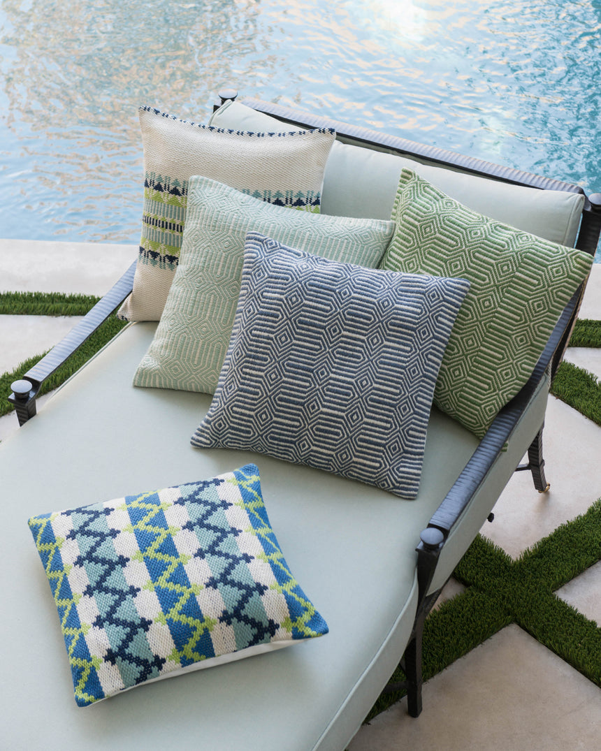 Pillow | P0339