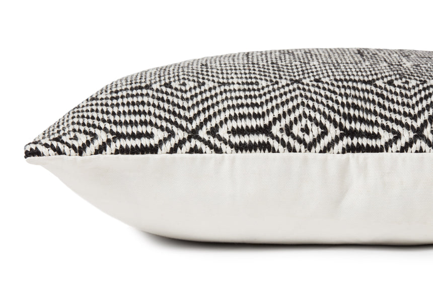 Pillow | P0339
