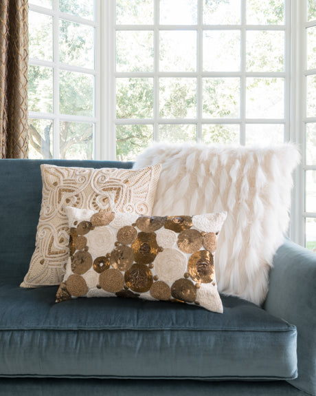 White Pillow | P0265