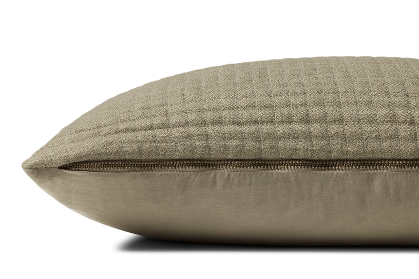 Christopher Pillow