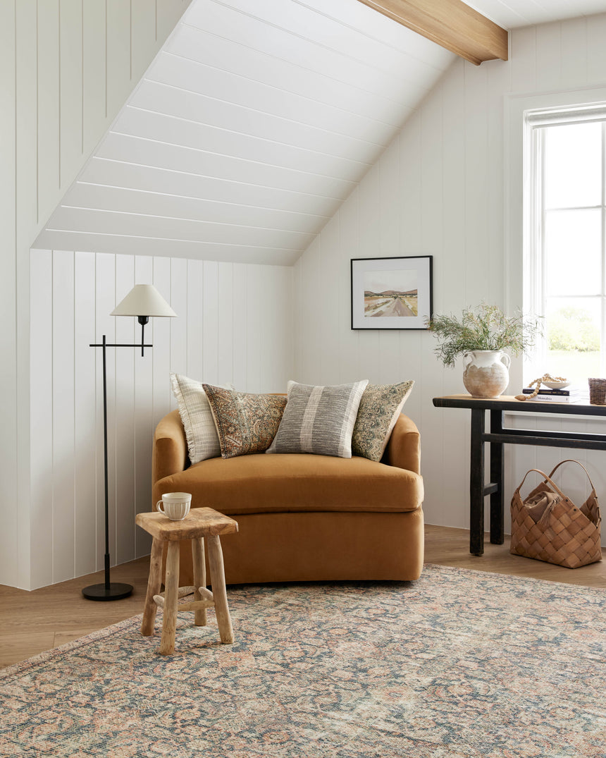 Cove Navy / Natural Pillow