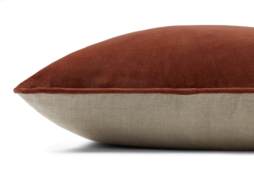 Lydia Pillow