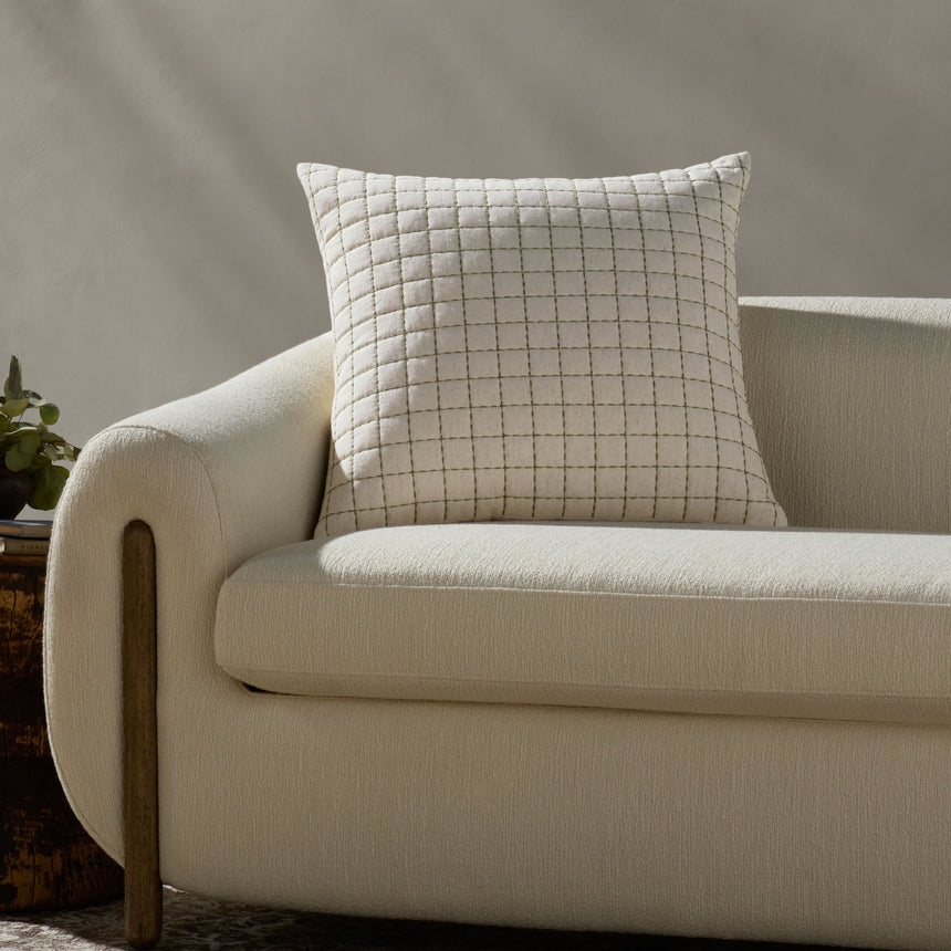 Hattie Pillow