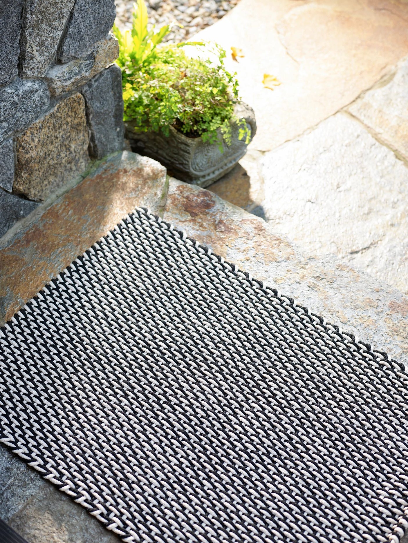 Two-Tone Rope Handwoven Indoor/Outdoor Rug