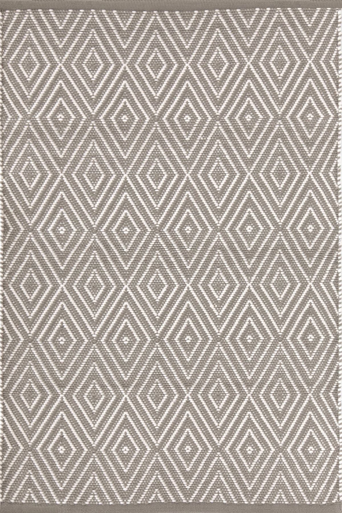 Diamond Handwoven Indoor/Outdoor Rug