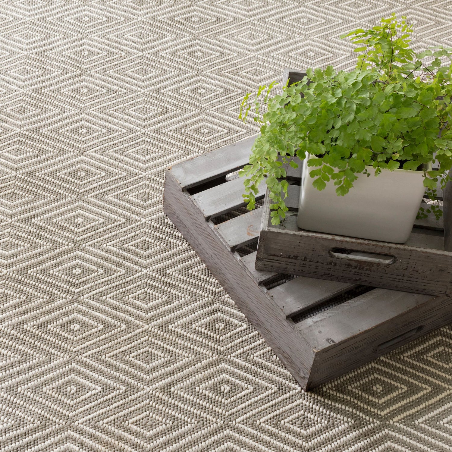 Diamond Handwoven Indoor/Outdoor Rug
