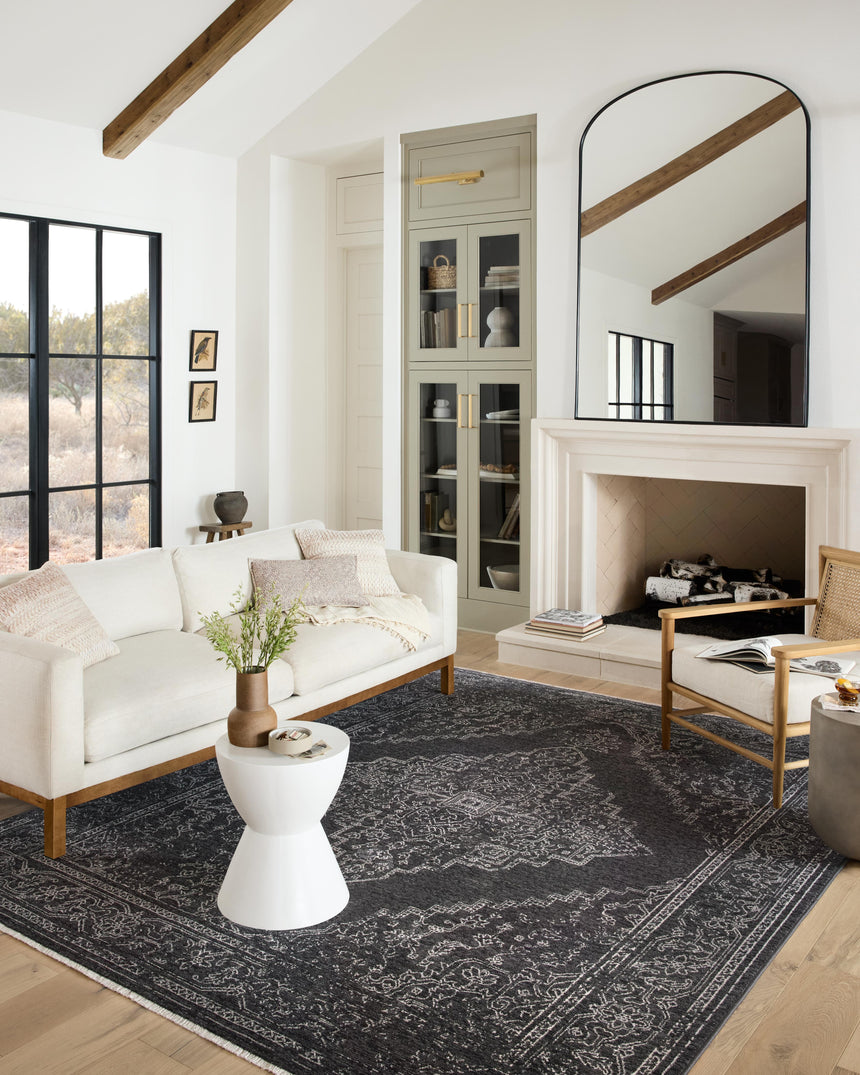 Vance Rug 03 | Charcoal / Dove