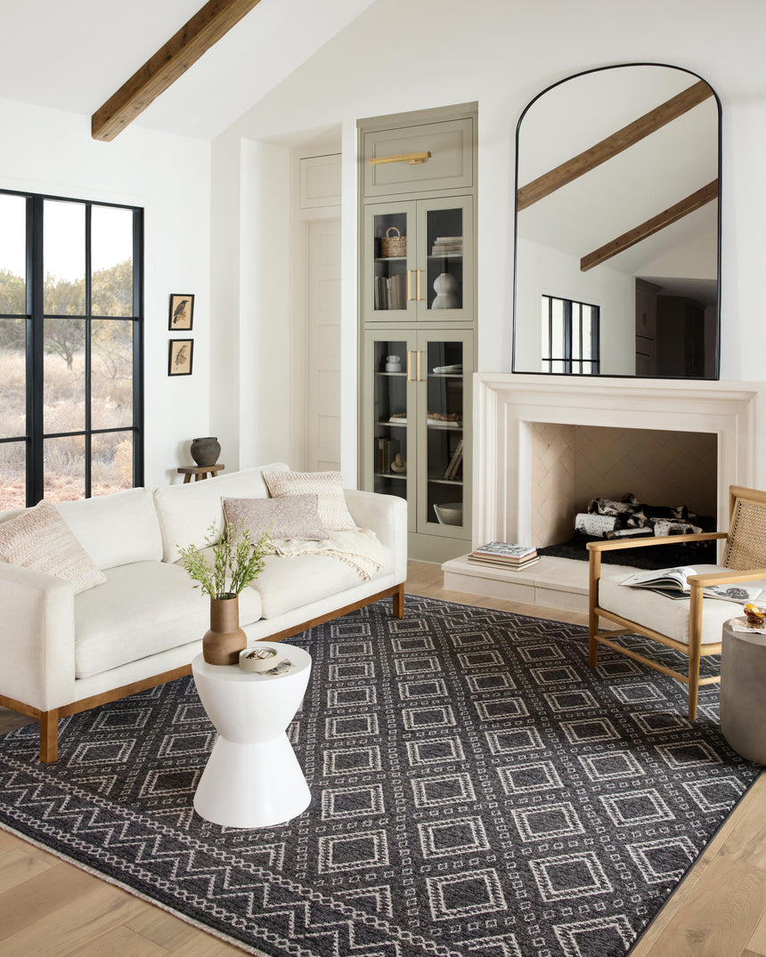 Vance Rug 05 | Charcoal / Dove