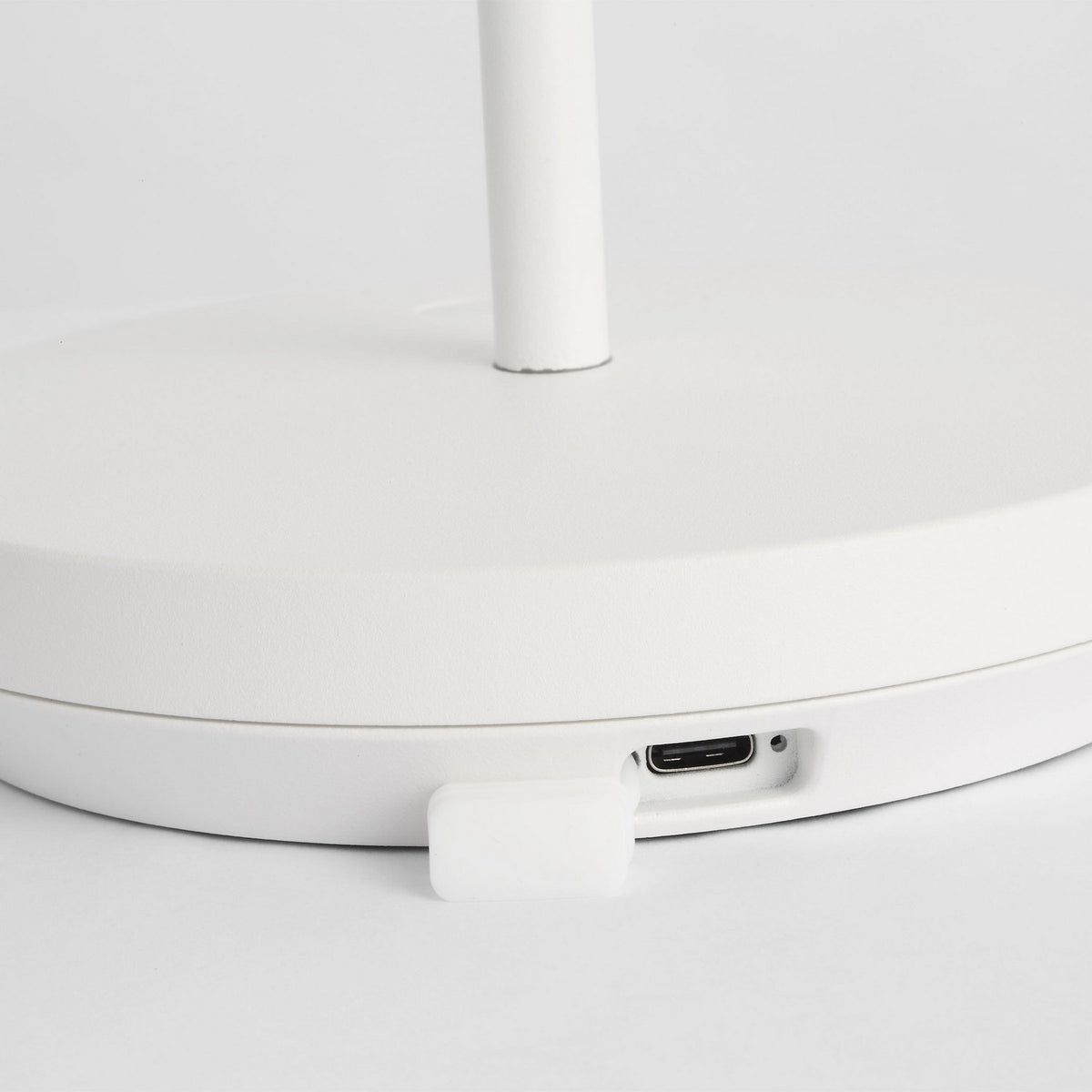 Tepa Accent Rechargeable Table Lamp