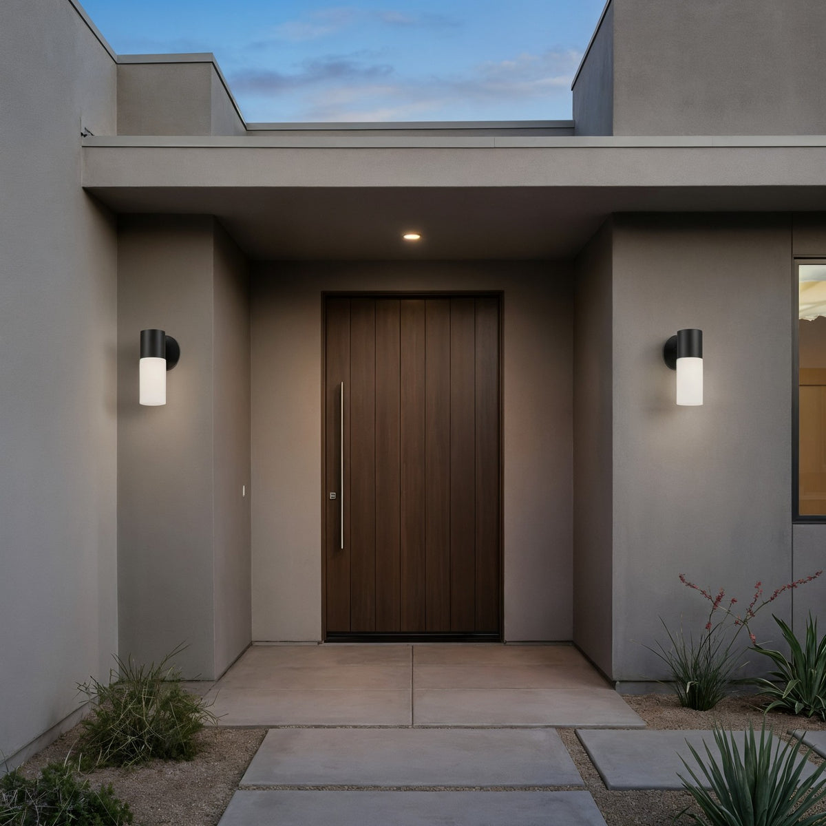 Focal Short Wall Sconce