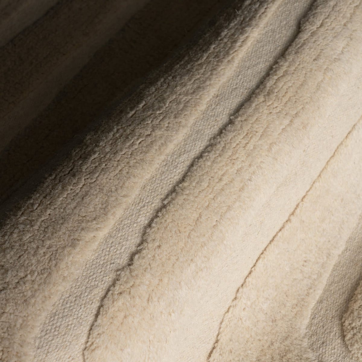 Dash & Albert Ais Abstract Bohemian Rug in Ivory, photo 8