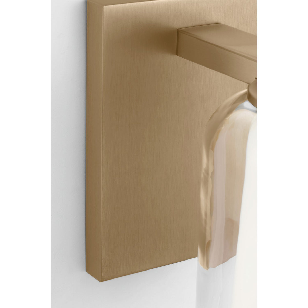 Holden 7" Sconce