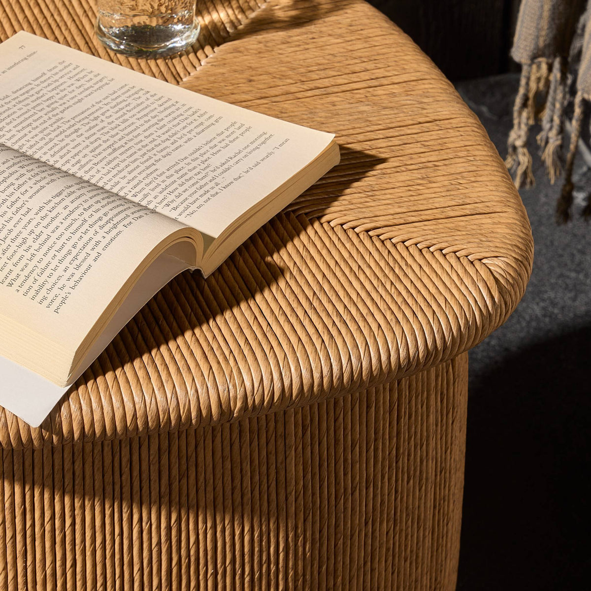 Taum Outdoor Stool