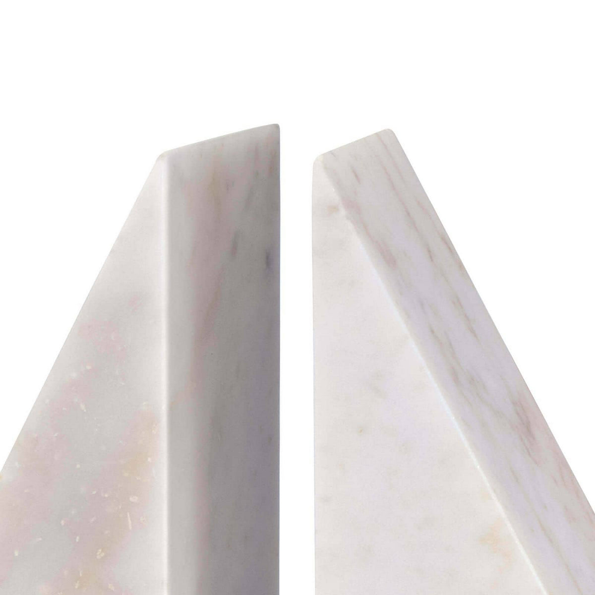 Othello Book Ends