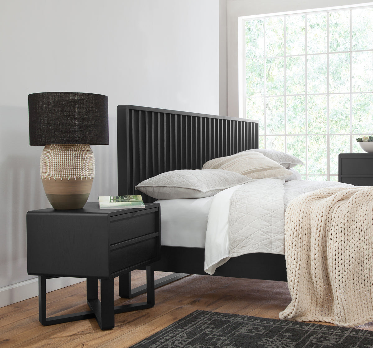 West Bros Corsa Slat Bed in 46 Noir, headboard detail