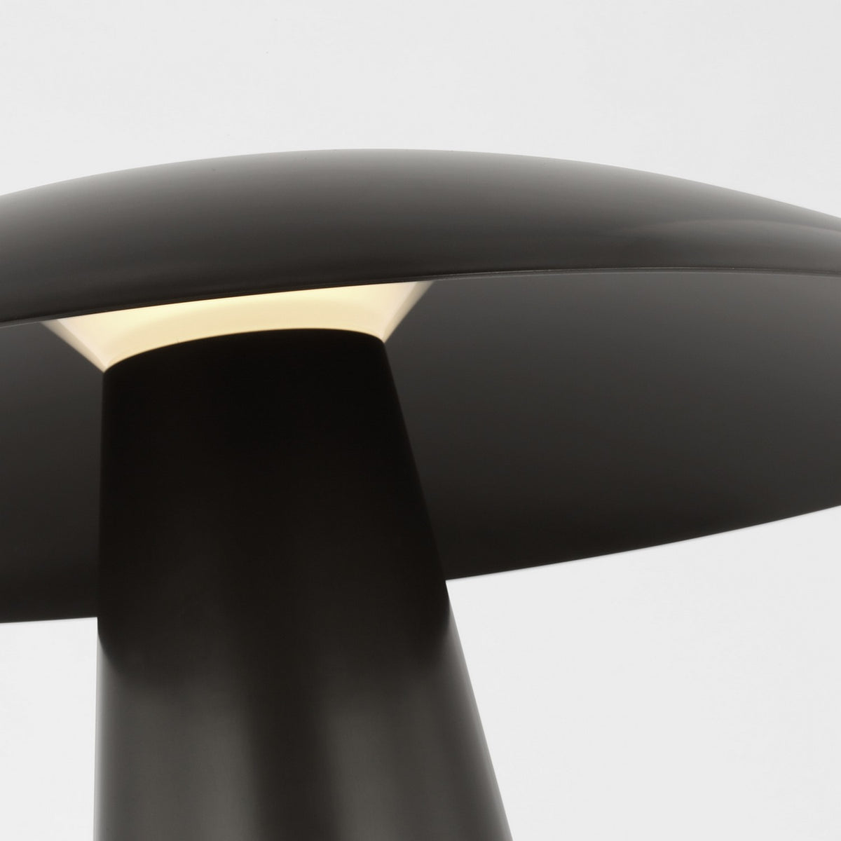 Aegis Medium Table Lamp