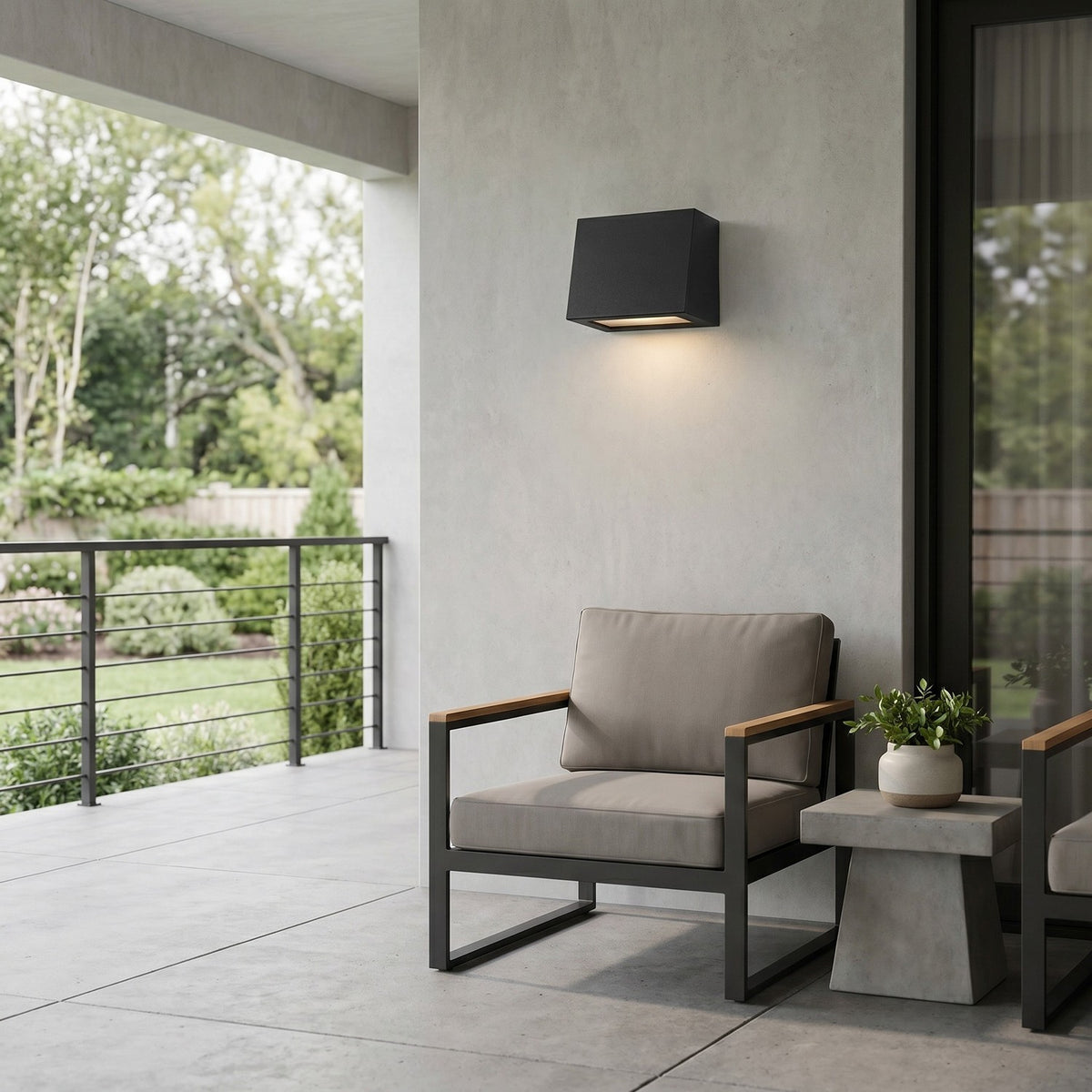 Kakudo StoneStrong Small Wall Lantern