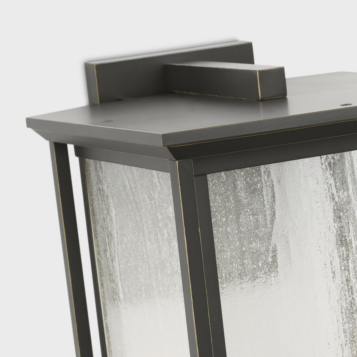 Audley 24" LED Lantern — Distressed Seeded