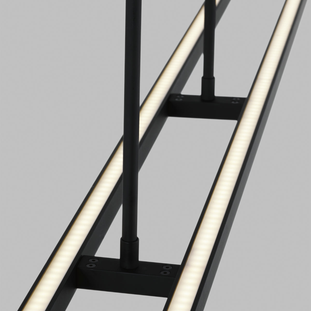 Stagger 2 84 Linear Suspension