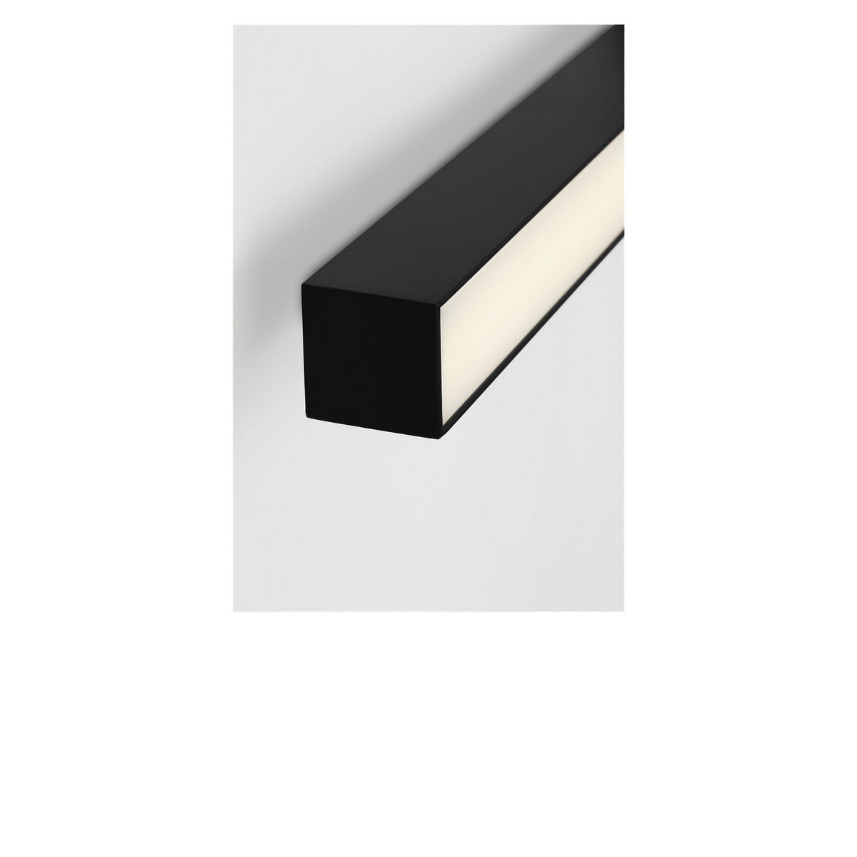 Marque 30 Led Vanity