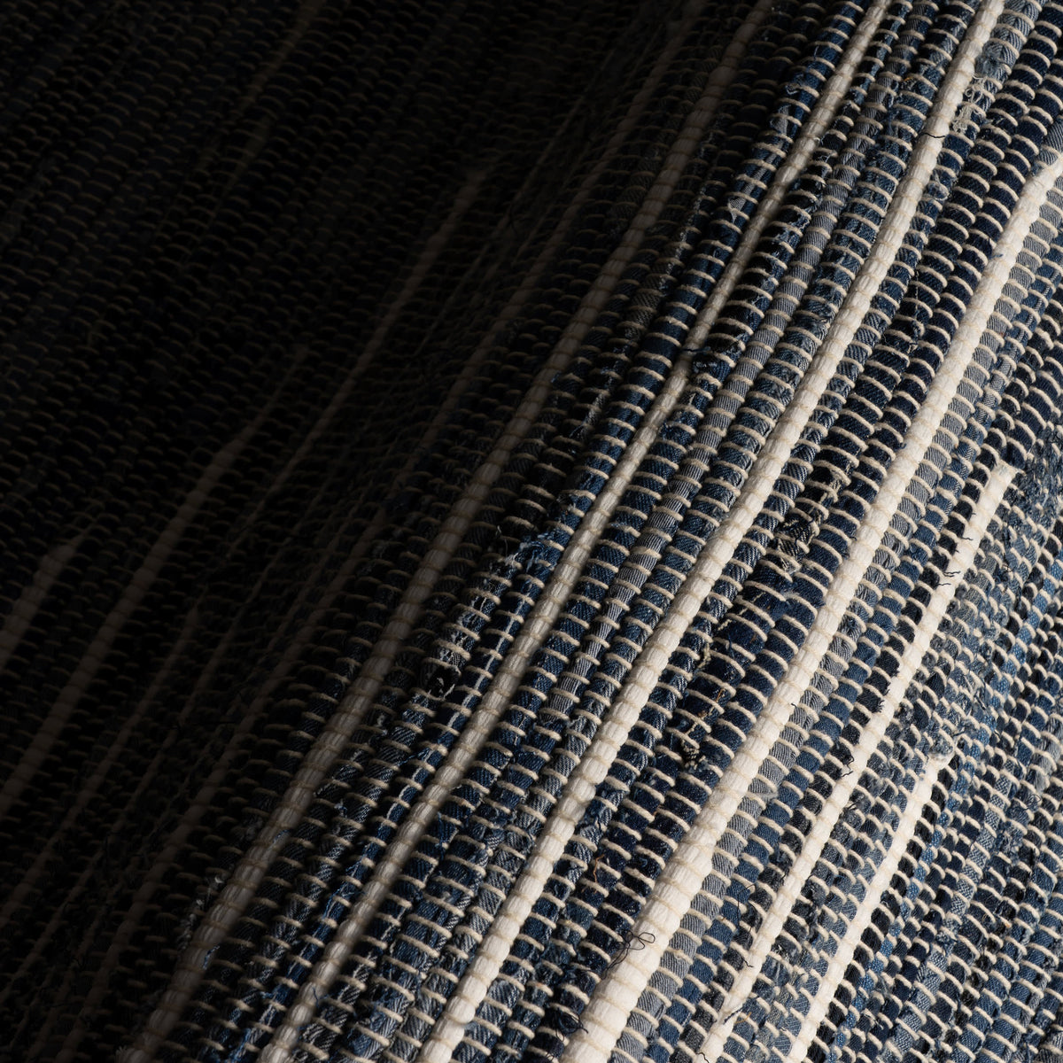 Dash & Albert Dira Denim Bohemian Diamond Rug in Blue, photo 6