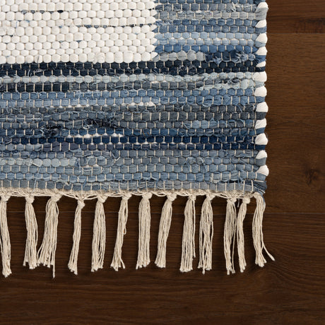 Dash & Albert Dymera Denim Bohemian Bordered Rug in Blue, photo 3